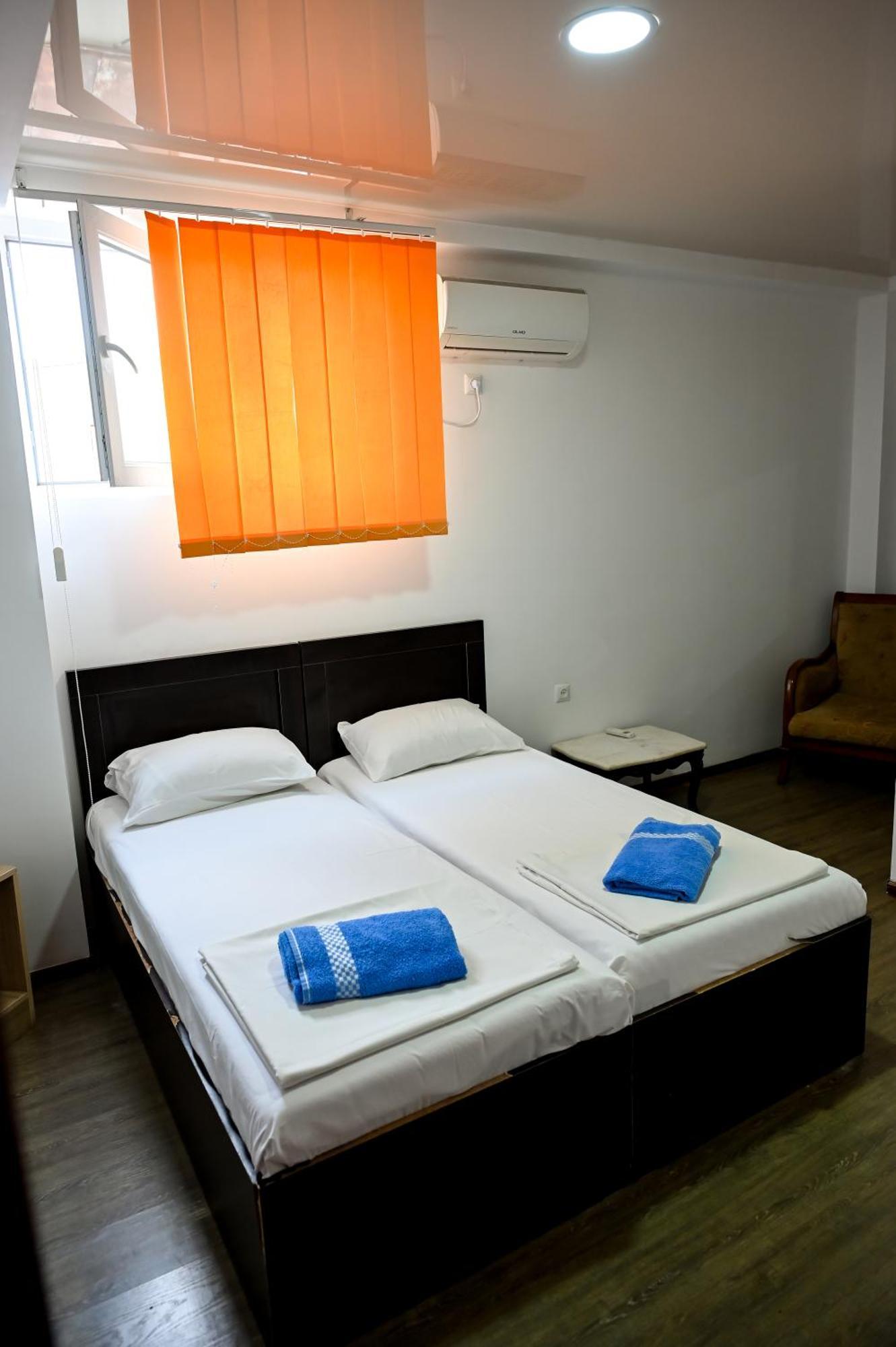 Starhostel Kutaisi Exterior photo