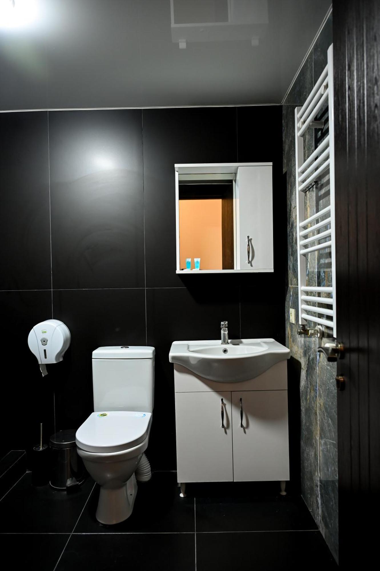 Starhostel Kutaisi Exterior photo